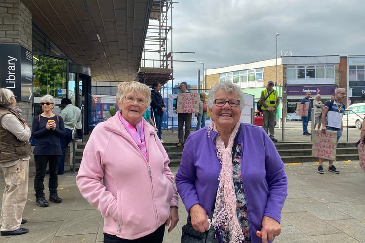 Paulton sisters Margaret Dando (left) and Janet Stevens (right).