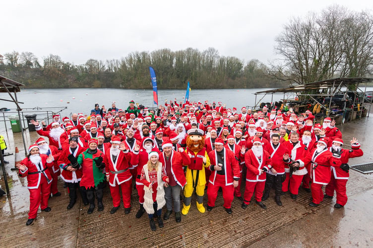 SANTAS DIVE INTO CHRISTMAS FOR A GOOD CAUSE