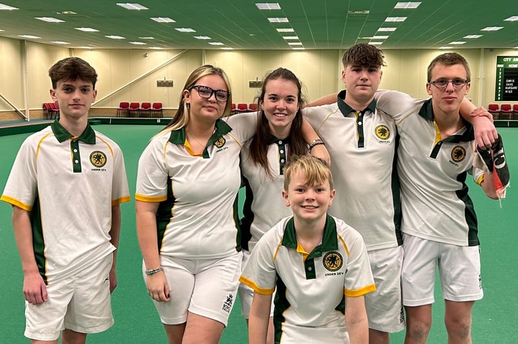 Somersets squad: L to R: Lucas Powell , Madison King, Lydia Sheldrake, Cameron Bowen and Jack Vine with Zach Broom in the front. 