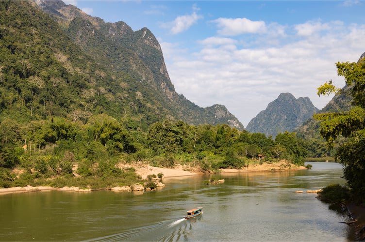 The River Ou and mountains 