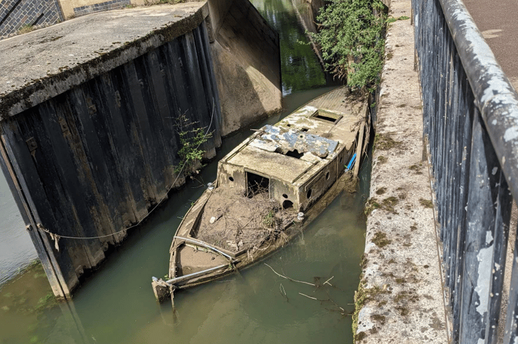 Works to remove five sunken boats from the River Avon in Bath will begin on March 15.